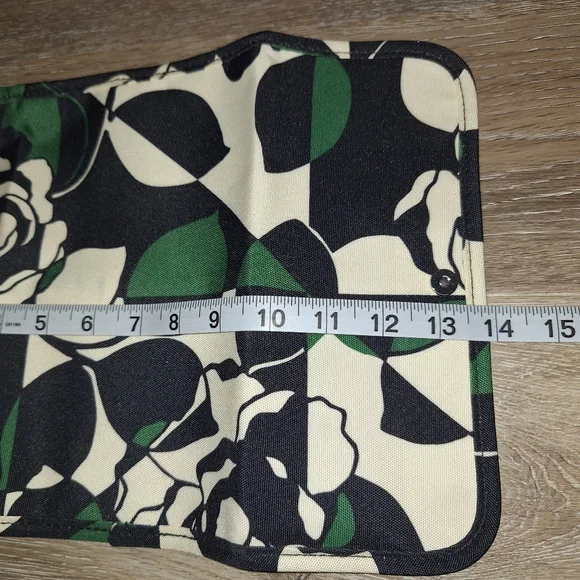 Vera Bradley Imperial Rose Tri-Fold Makeup Travel Brush Case - Picture 6 of 7